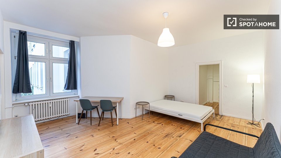 Apartment Berlin, 1 bed, 72m² — photo 5