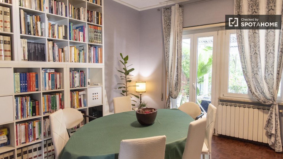 Double room Rome, 10 beds — photo 6