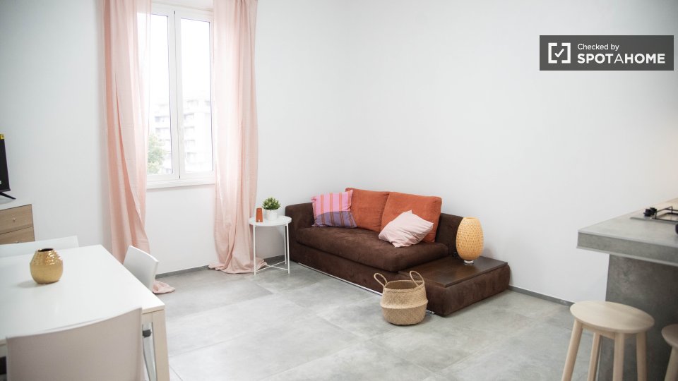 Apartment Rome, 1 bed — photo 12