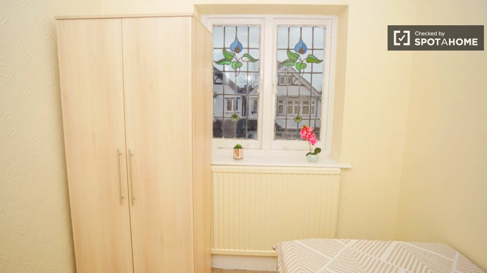 Double room London, 5 beds — photo 13