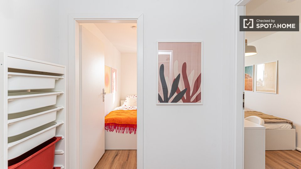 Double room Berlin, 9 beds, 135m² — photo 18