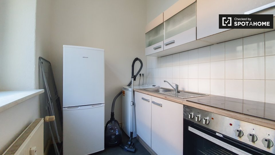 Double room Berlin, 3 beds, 55m² — photo 4