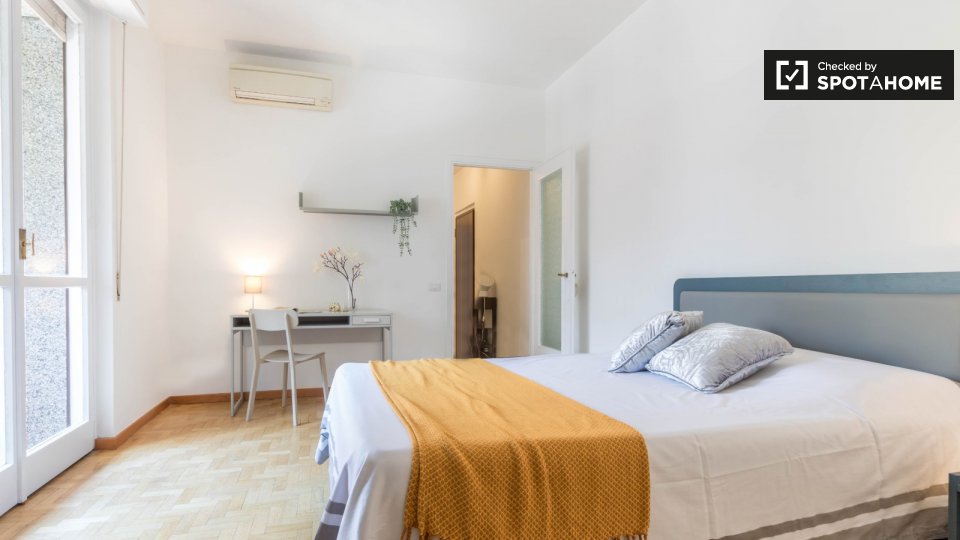 Double room Milan, 2 beds, 70m² — photo 4