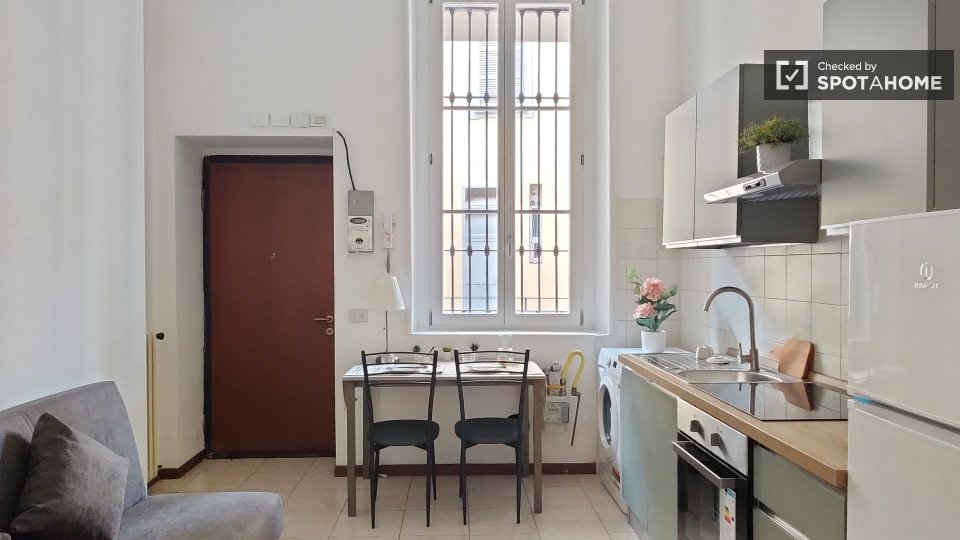 Apartment Milan, 1 bed — photo 2