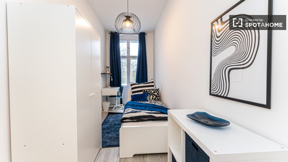 Double room Berlin, 6 beds, 101m² — photo 1