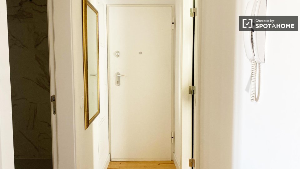 Apartment Lisbon, 2 beds — photo 8
