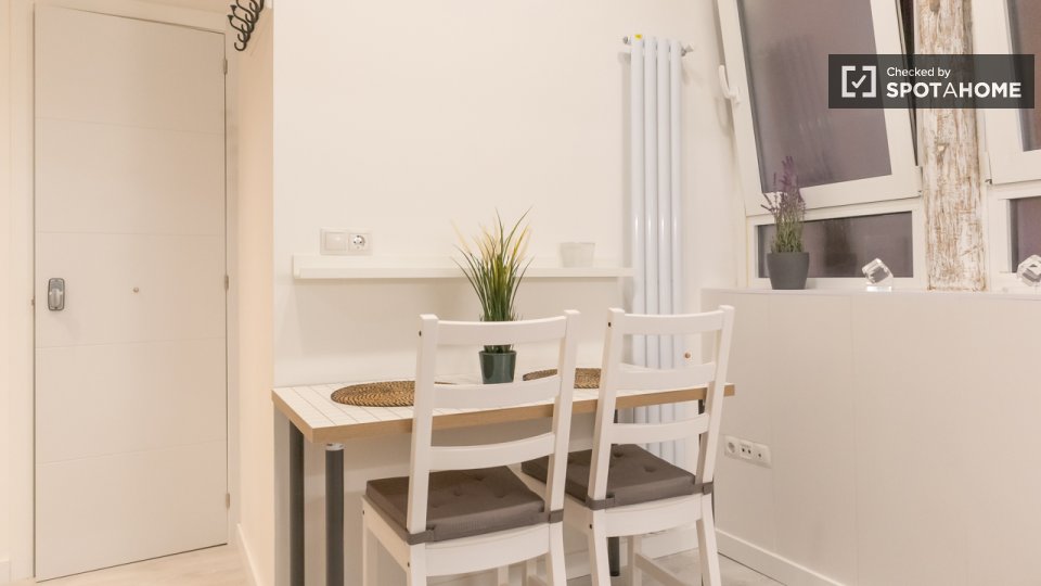 Apartment mono Madrid, 30m² — photo 1