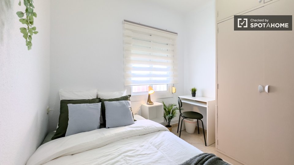 Double room Barcelona, 6 beds, 140m² — photo 6