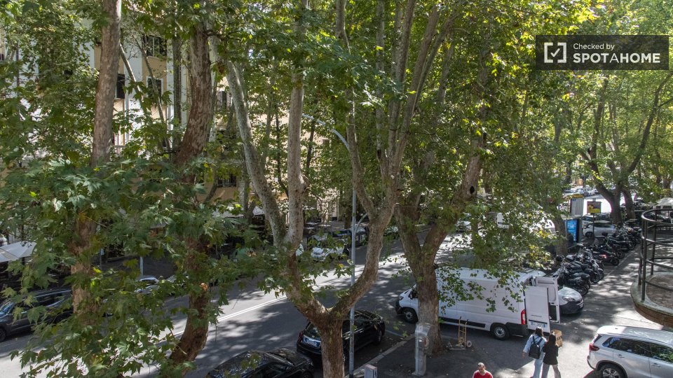 Double room Rome, 4 beds — photo 16
