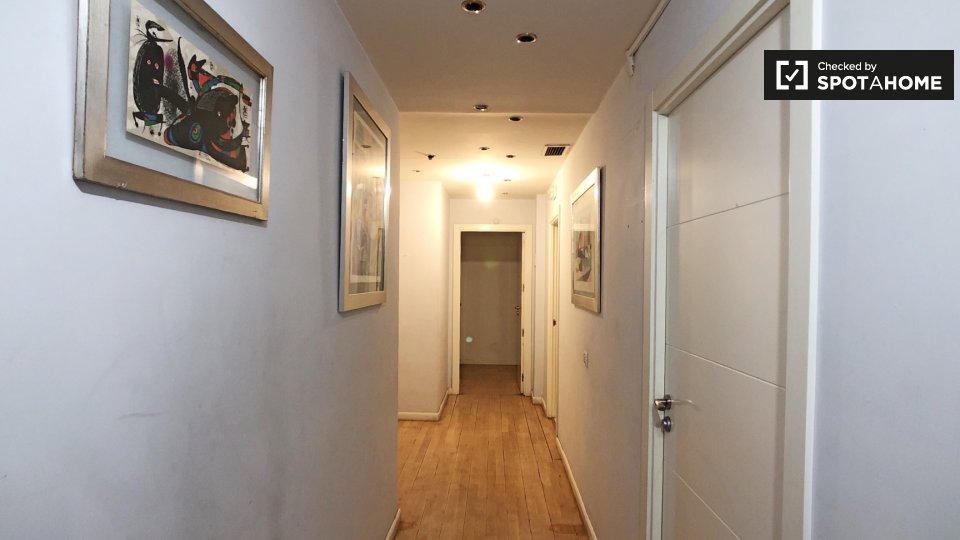 Double room Madrid, 12 beds — photo 17