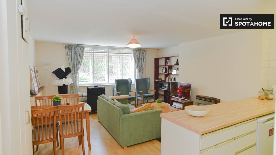 Apartment London, 2 beds — photo 9