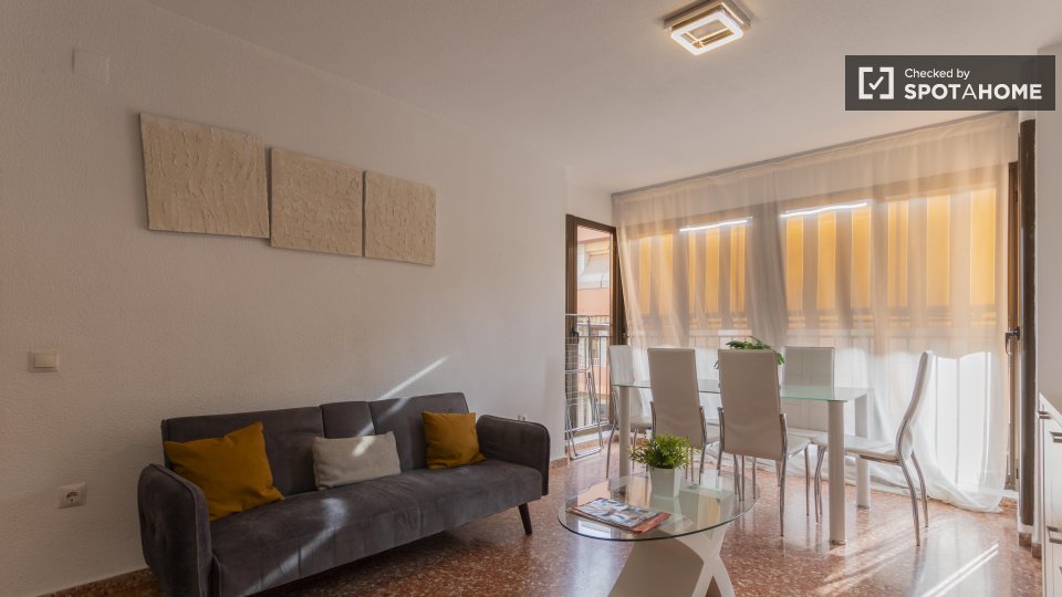 Apartment Valencia, 2 beds, 65m² — photo 21