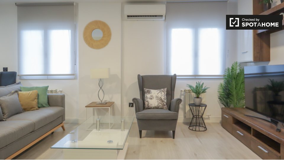 Apartment Madrid, 2 beds — photo 18