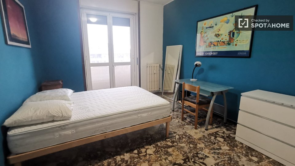 Double room Milan, 2 beds — photo 19