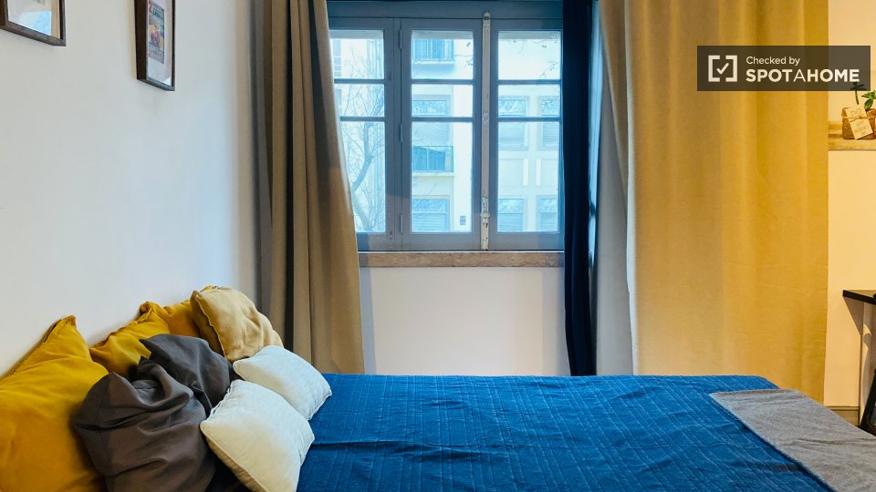 Double room Lisbon, 5 beds, 120m² — photo 51