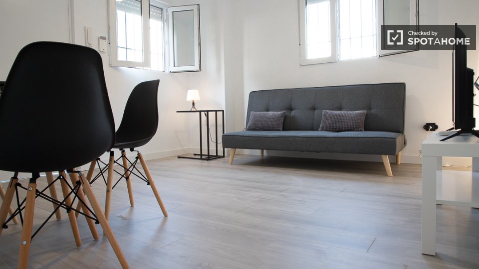 Apartment Madrid, 1 bed, 34m² — photo 8