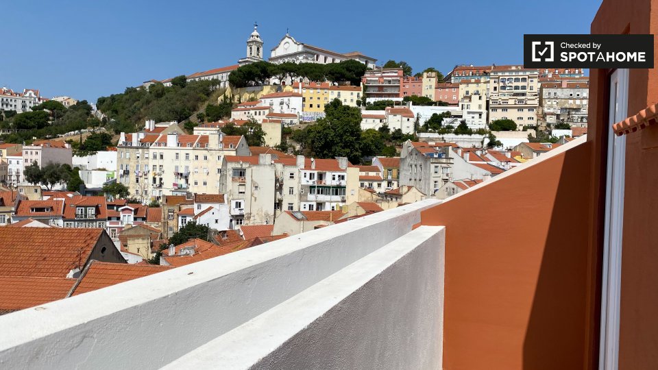 Apartment Lisbon, 2 beds — photo 19
