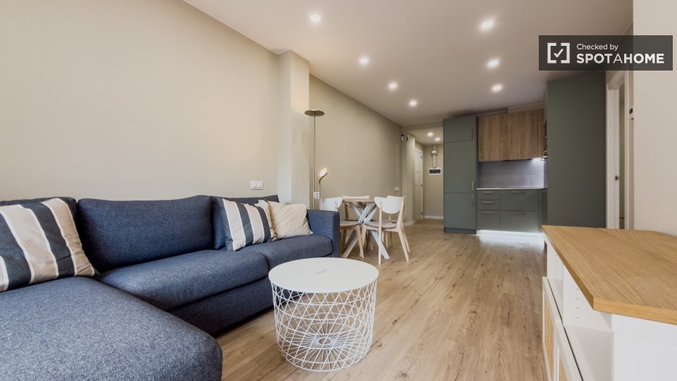 Apartment Barcelona, 3 beds — photo 15