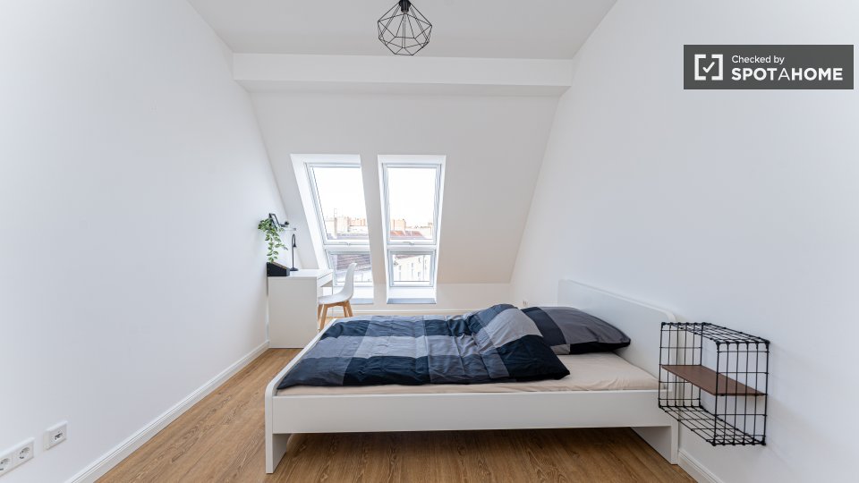 Double room Berlin, 10 beds, 213m² — photo 3