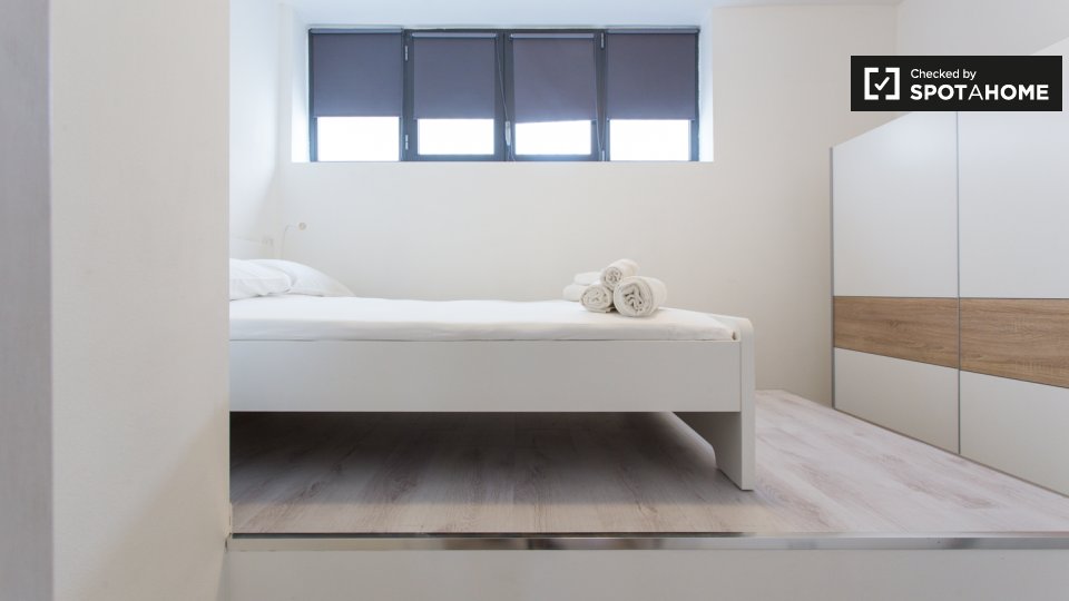 Double room Milan, 5 beds, 113m² — photo 8