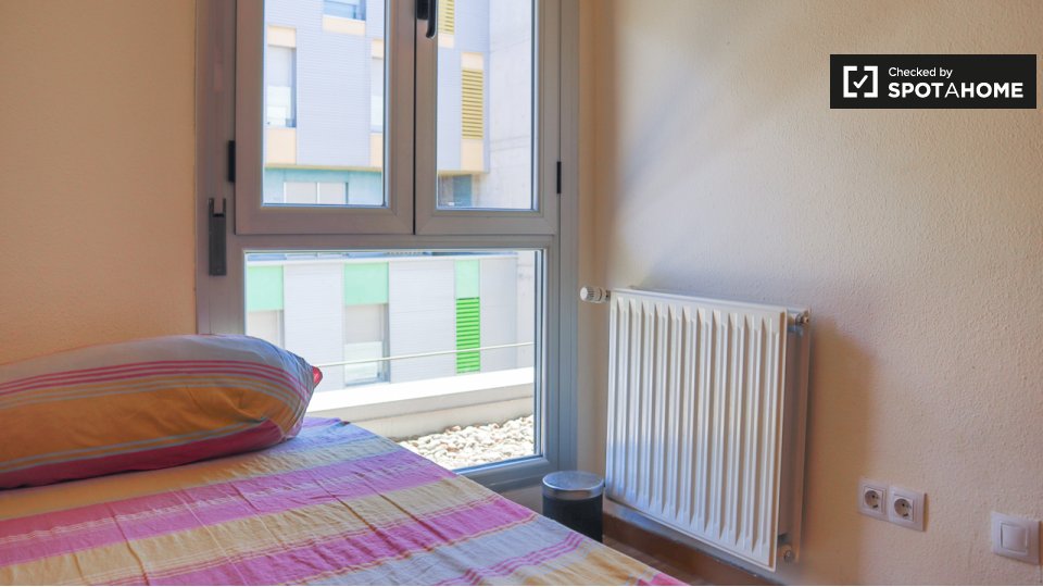 Chambre double Madrid, 3 chambres — photo 4