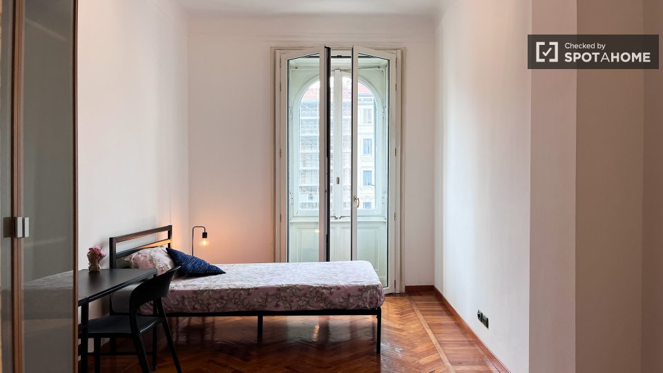 Double room Milan, 5 beds — photo 2