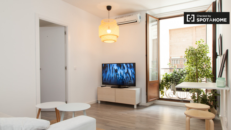 Apartment Madrid, 1 bed, 60m² — photo 1