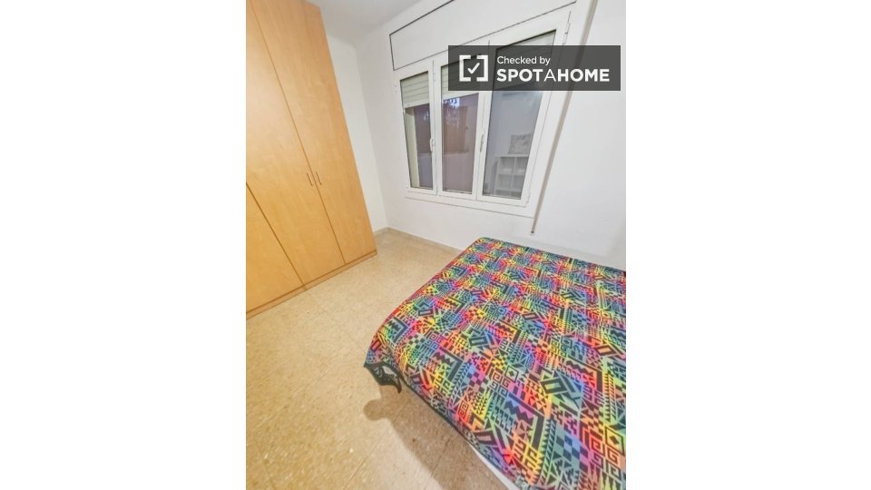 Double room Barcelona, 4 beds — photo 13