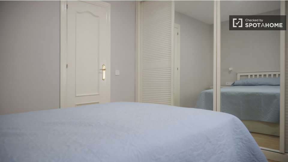 Apartment Madrid, 2 beds — photo 2