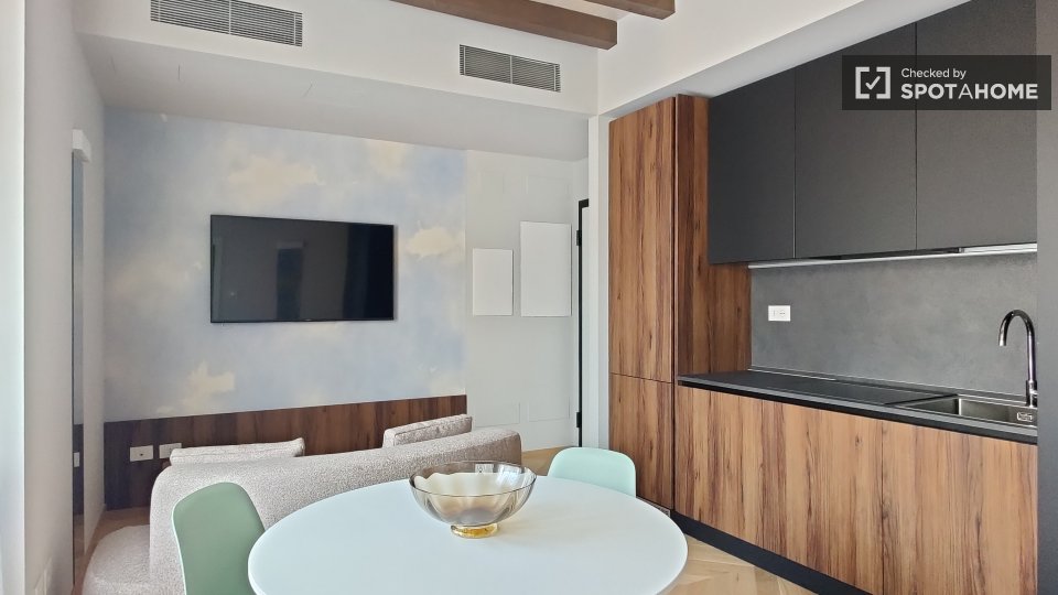 Apartment Milan, 1 bed, 49m² — photo 9