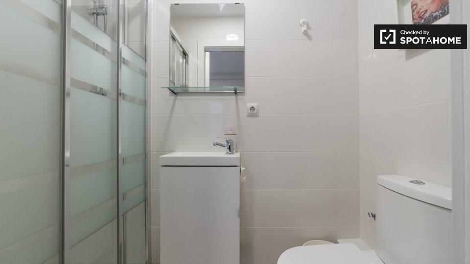 Double room Valencia, 5 beds — photo 4