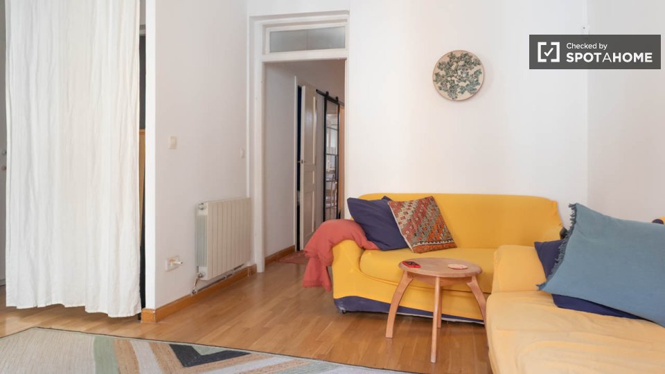 Double room Madrid, 2 beds — photo 4