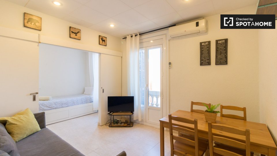 Apartment Barcelona, 3 beds — photo 1