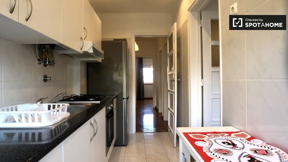 Apartment Lisbon, 1 bed, 60m² — photo 1
