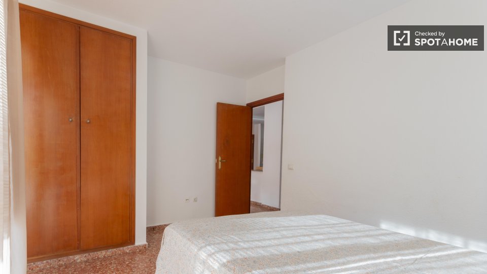 Apartment Valencia, 2 beds, 65m² — photo 27