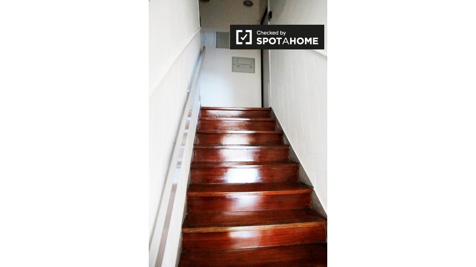 Apartment Lisbon, 1 bed — photo 18
