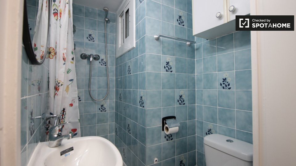 Double room Barcelona, 2 beds, 50m² — photo 4