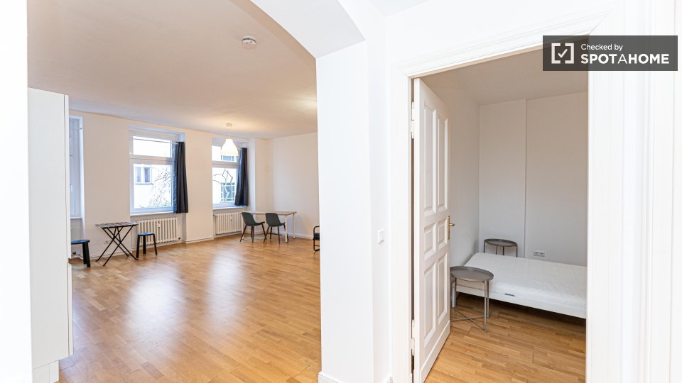 Apartment Berlin, 1 bed, 72m² — photo 14