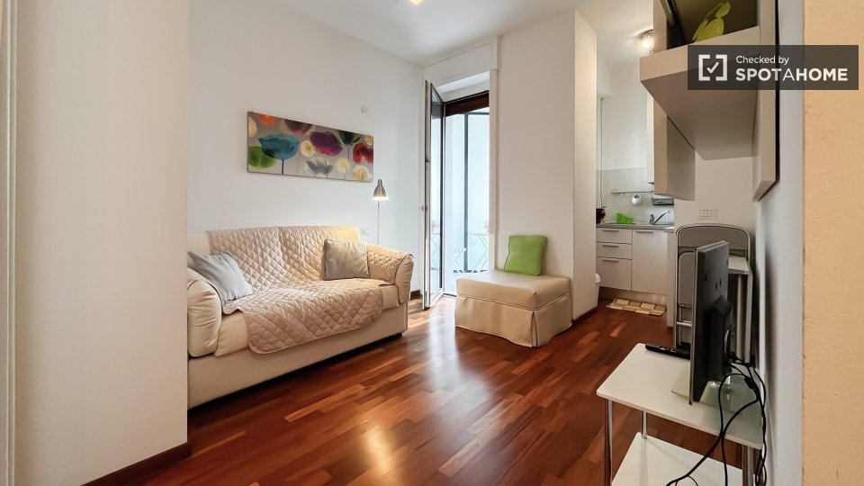 Apartment mono Milan — photo 1