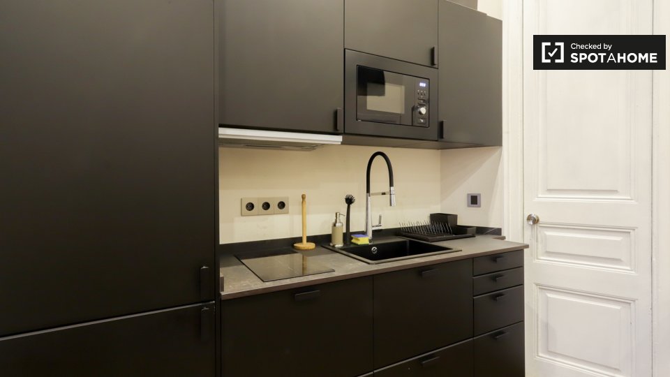 Apartment Barcelona, 2 beds — photo 3
