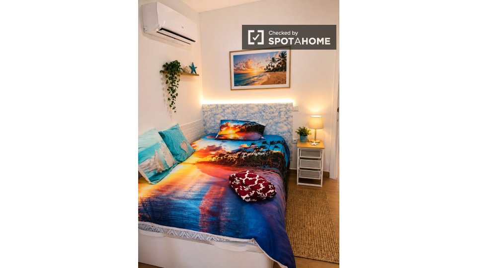 Double room Madrid, 5 beds, 120m² — photo 73