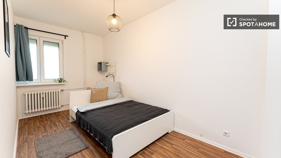Double room Berlin, 3 beds, 56m² — photo 2