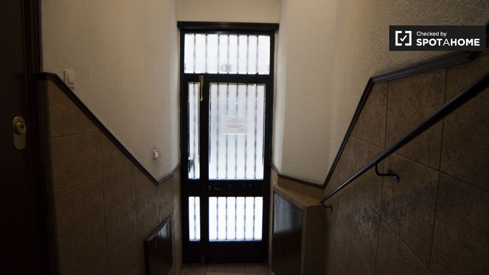Apartment Madrid, 1 bed — photo 16