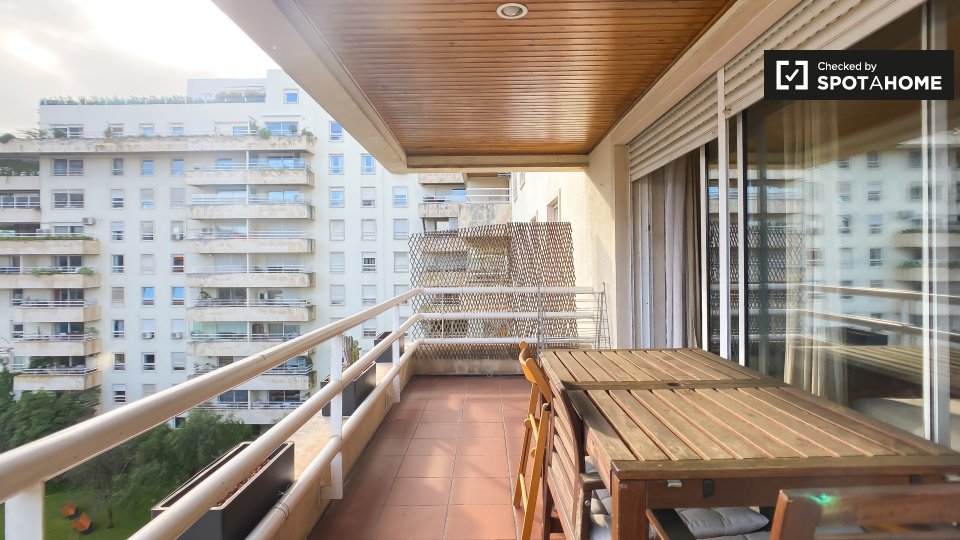 Apartment Lisbon, 3 beds — photo 13