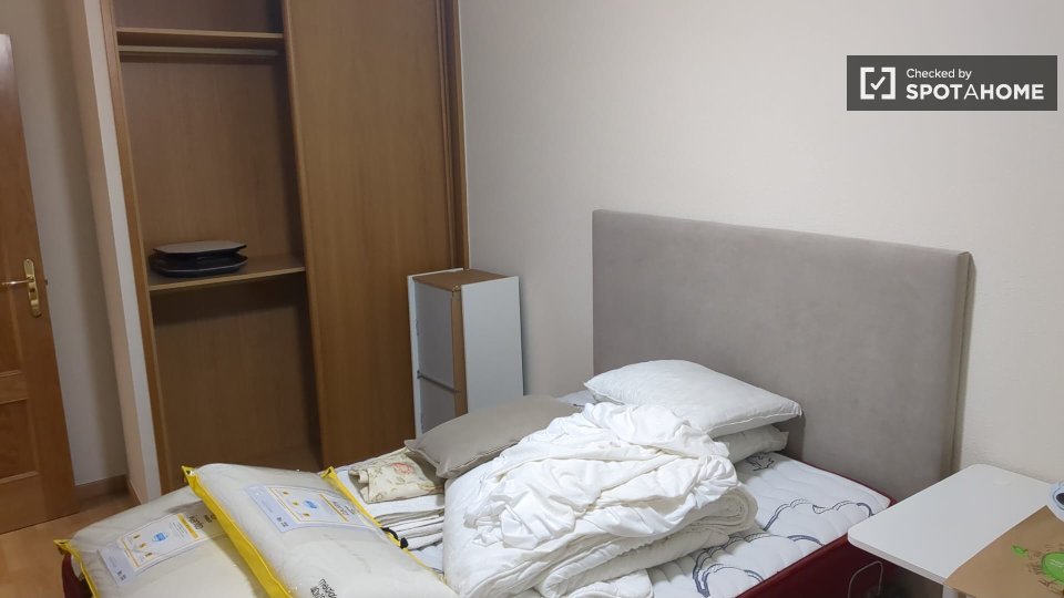 Apartment Zaragoza, 2 beds, 55m² — photo 9