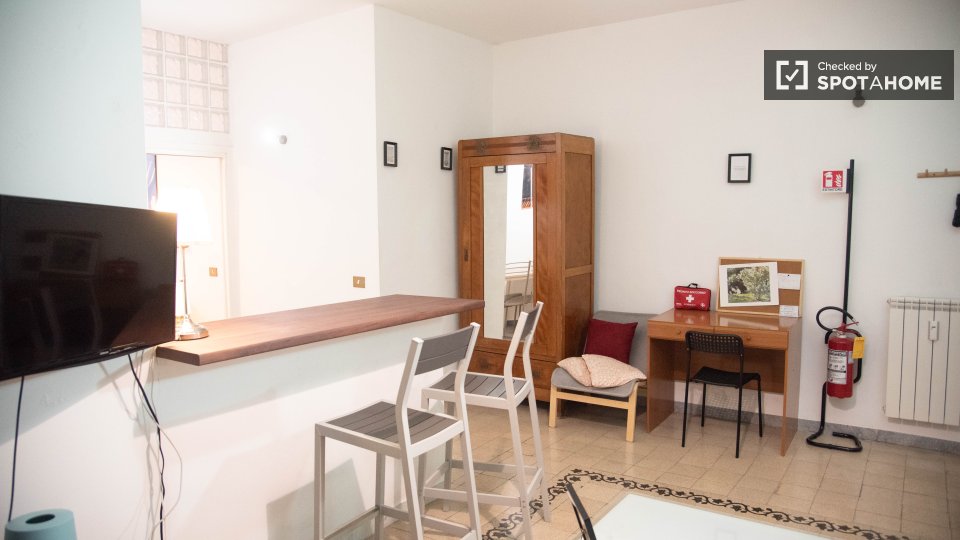 Apartment Rome, 1 bed — photo 27