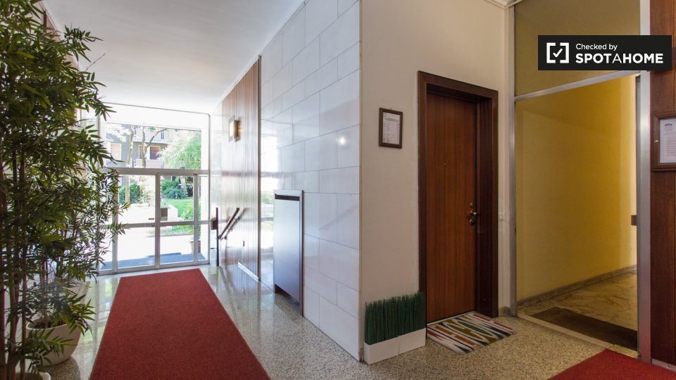 Apartment Milan, 2 beds — photo 16