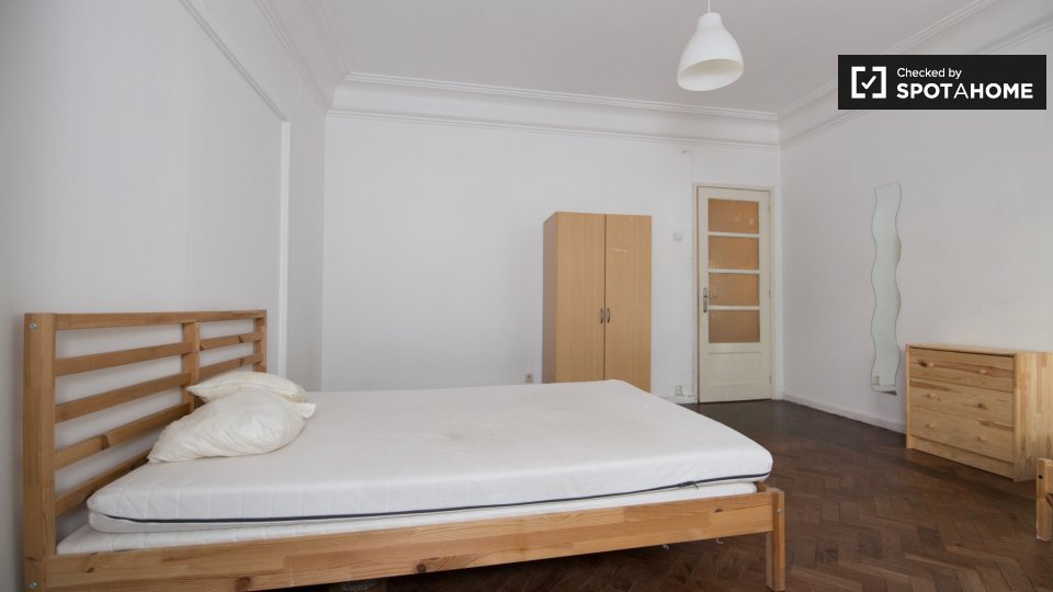 Double room Lisbon, 7 beds, 100m² — photo 4