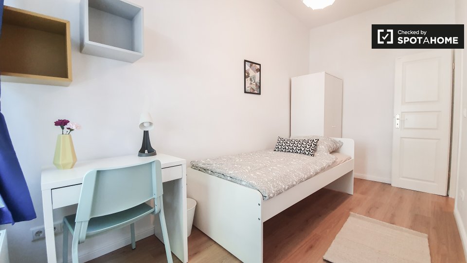 Double room Berlin, 5 beds — photo 4