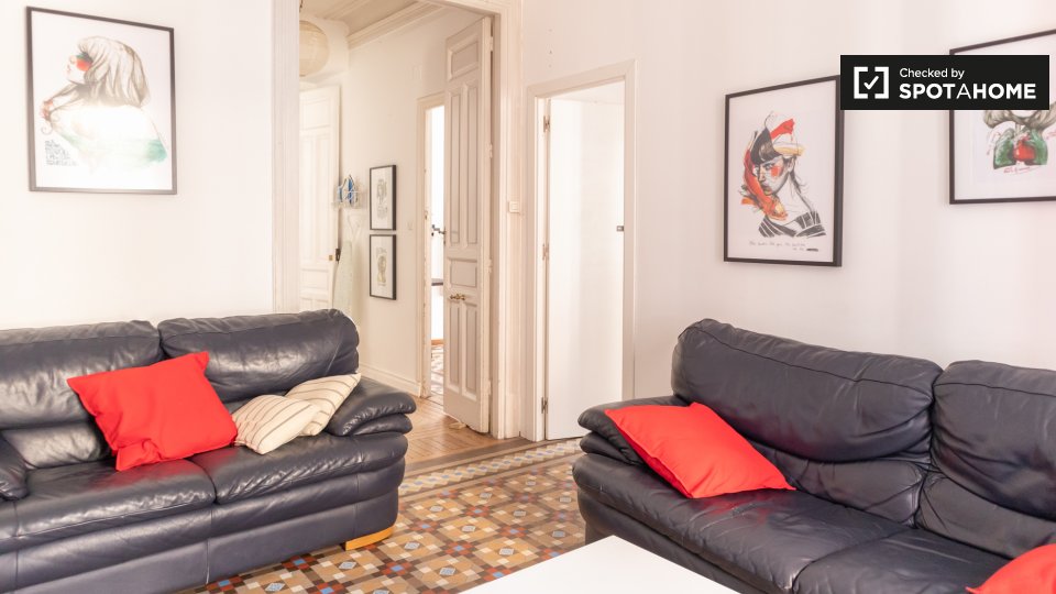 Double room Madrid, 10 beds, 220m² — photo 8